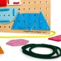 Bigjigs Toys Schnürspiel aus Holz Geometrische Formen