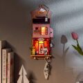 RoboTime Miniaturhaus zum Aufhängen Postamt