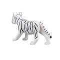 Mojo Weiße Bengal-Tigerjunge stehend