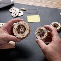 Ugears Mechanisches 3D-Holzpuzzle Tractor Wins