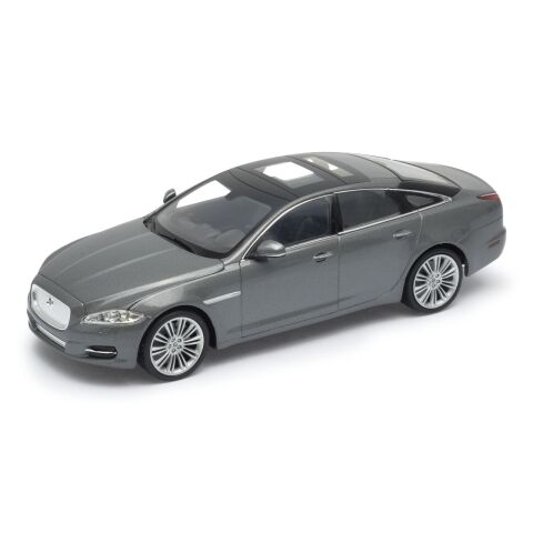 Welly Jaguar XJ 1:24