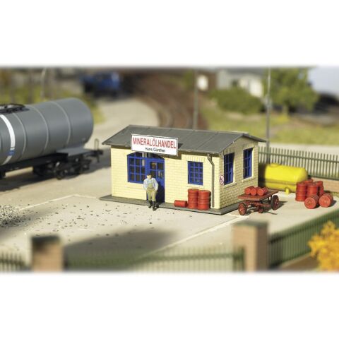 Piko Hobby Shop mit Ölen Günther - 61834
